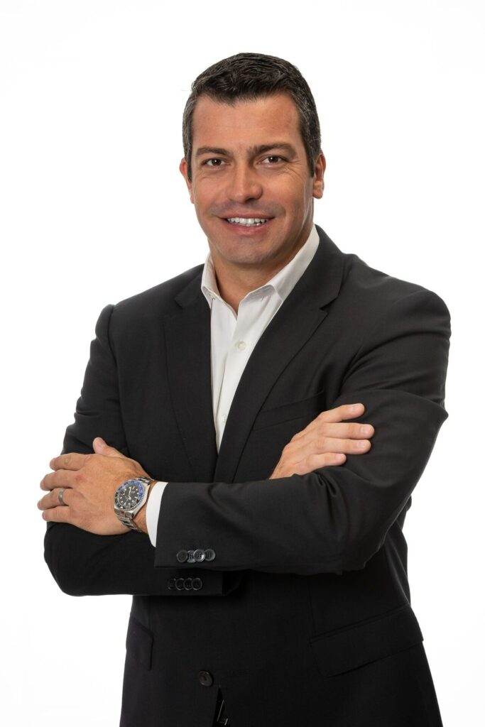 Empresário John Silva